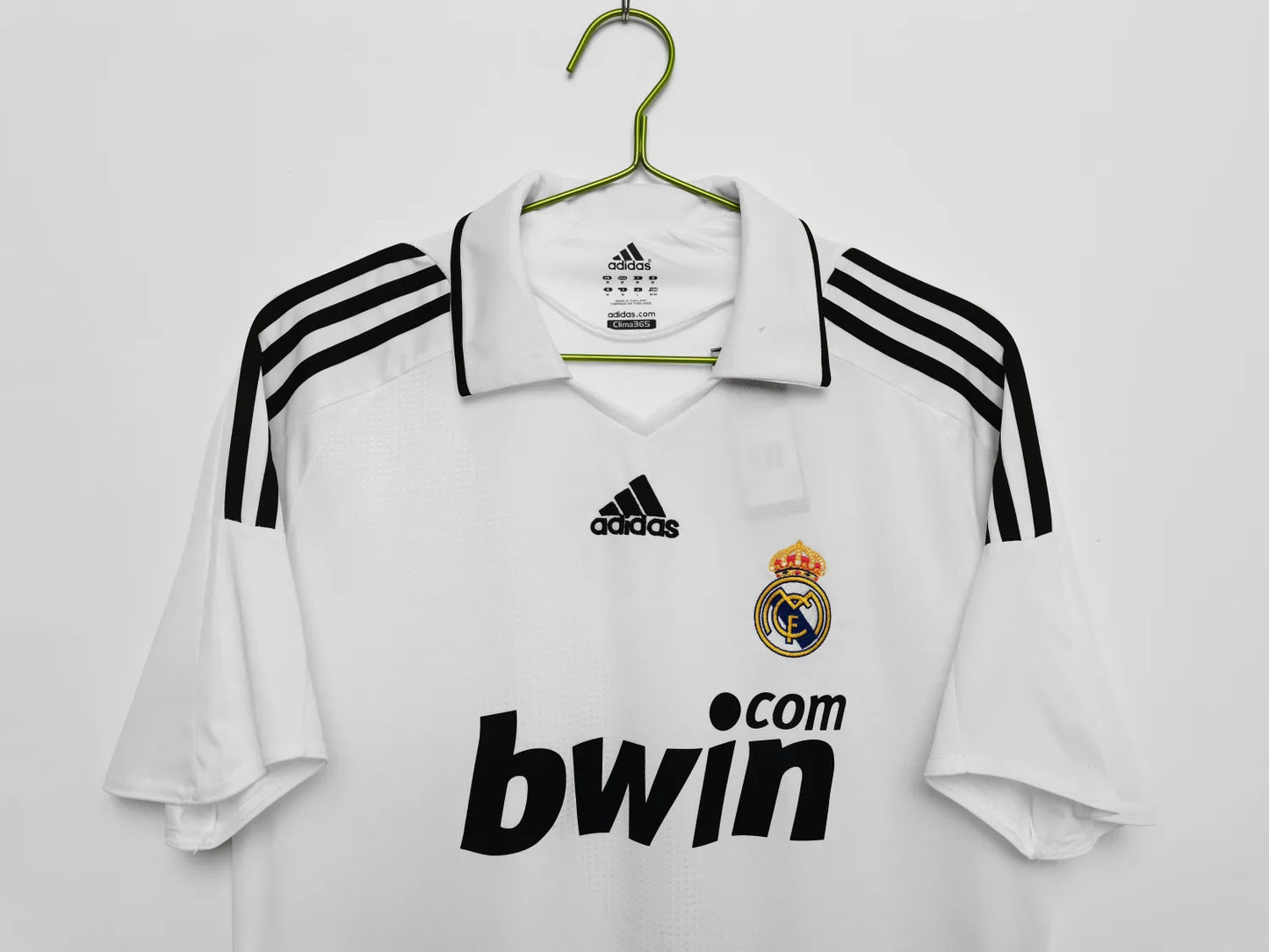 08-09 Real Madrid Home Retro Jersey