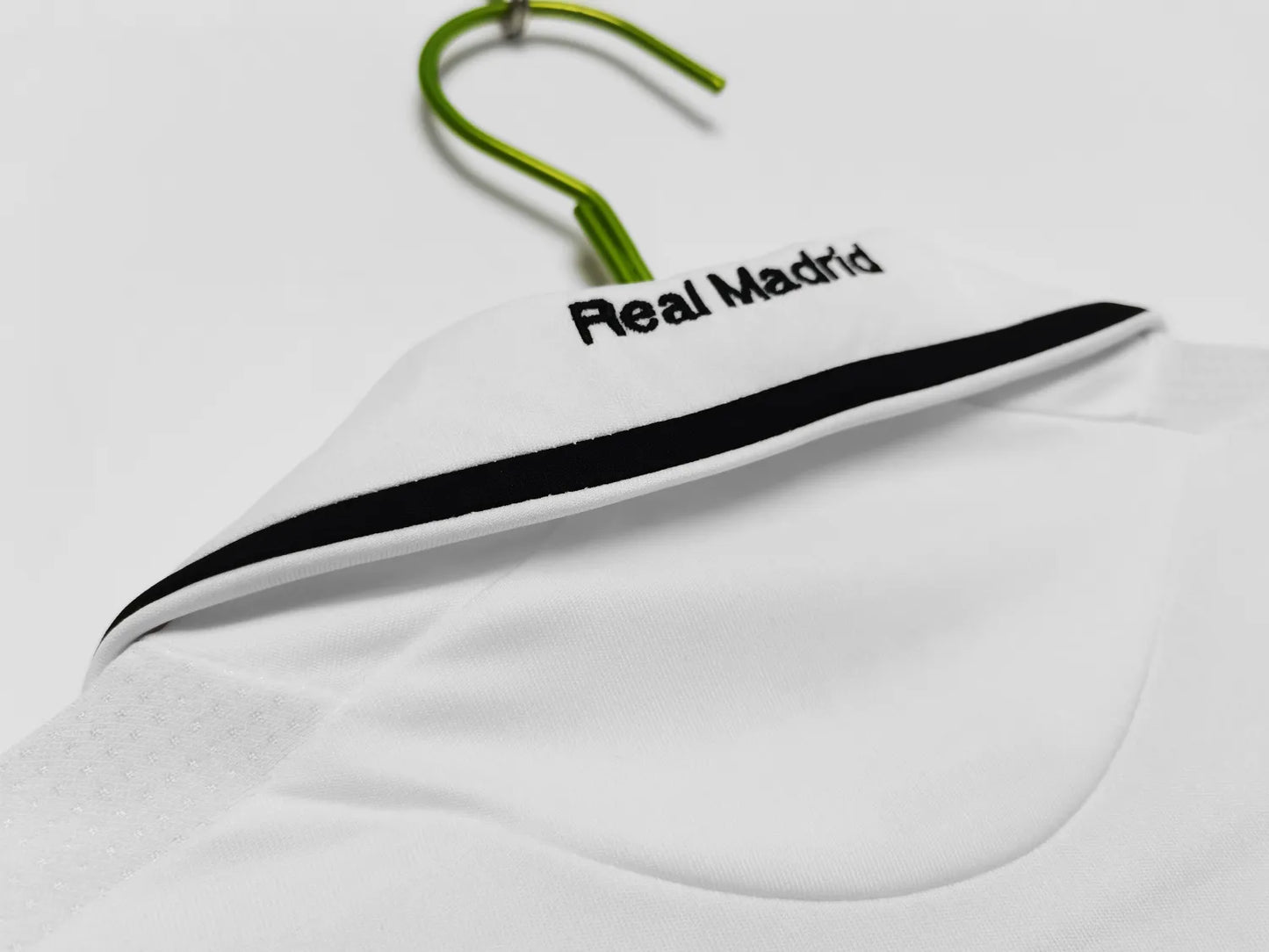 08-09 Real Madrid Home Retro Jersey
