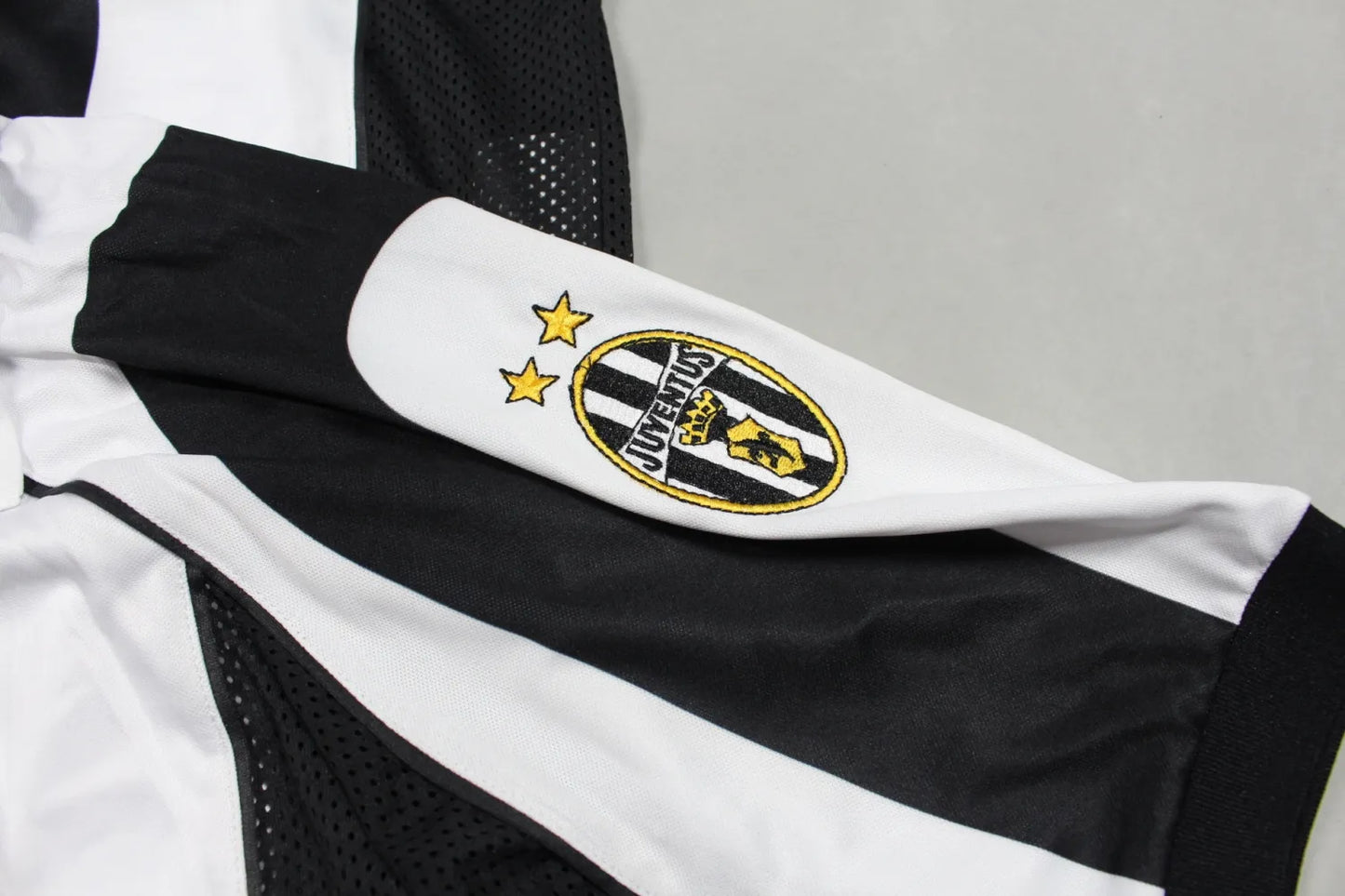 97-98 Juventus Home Retro Jersey