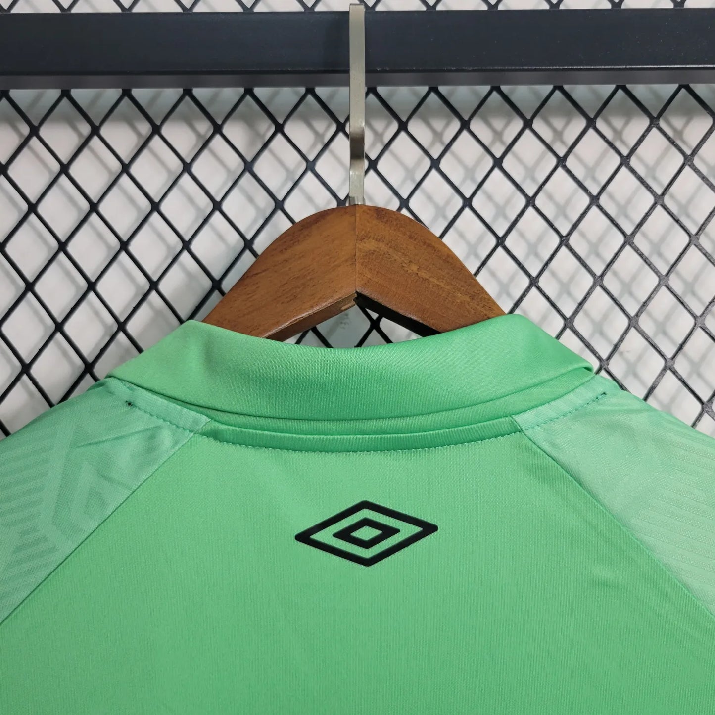 23-24 Gremio Goalkeeper Fans Jersey