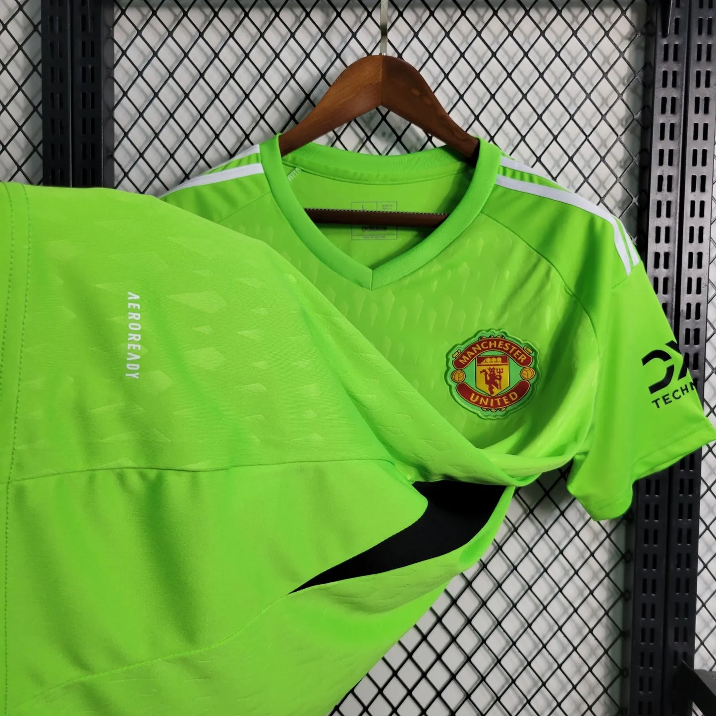 23-24 Manchester United Goalkeeper Fans Jersey