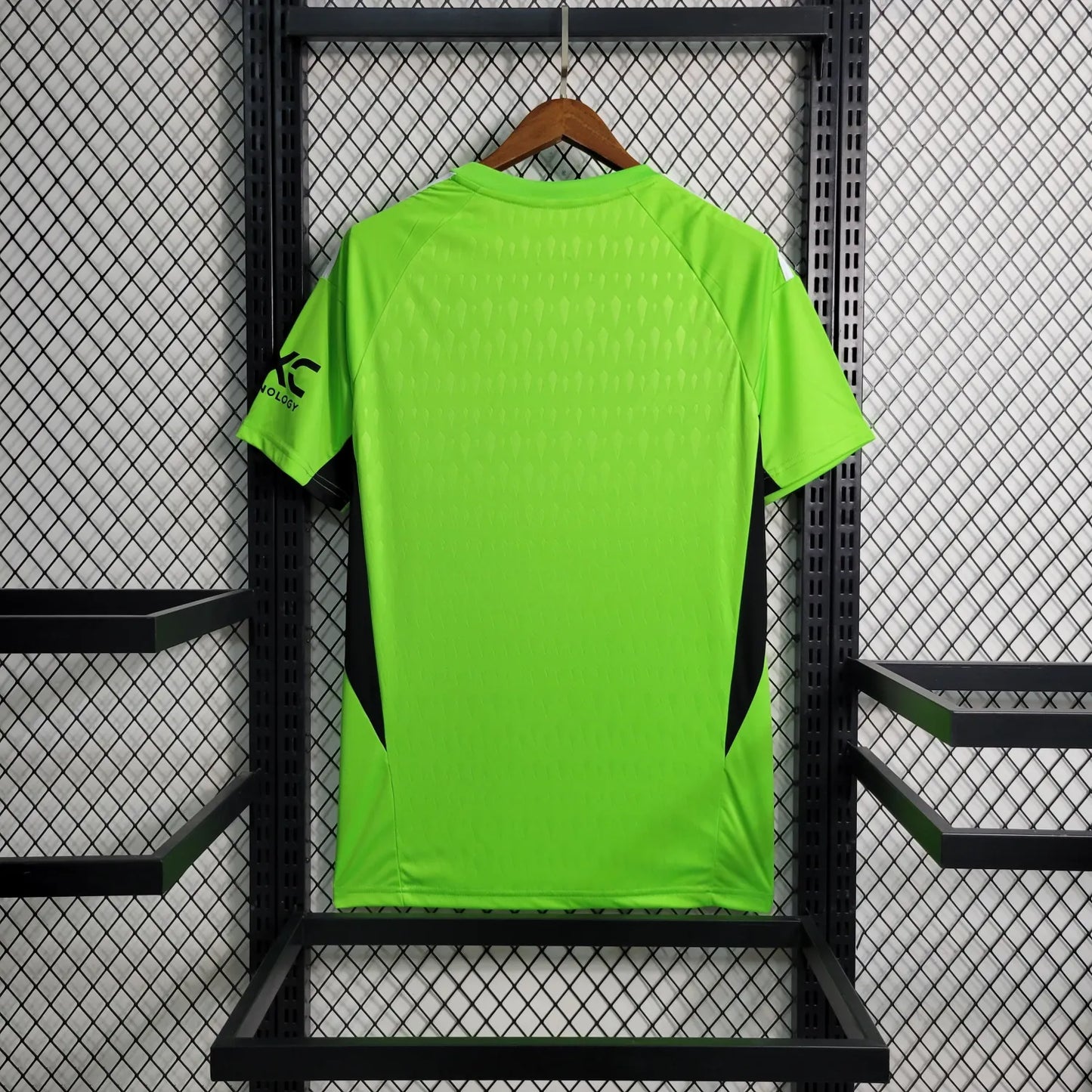 23-24 Manchester United Goalkeeper Fans Jersey