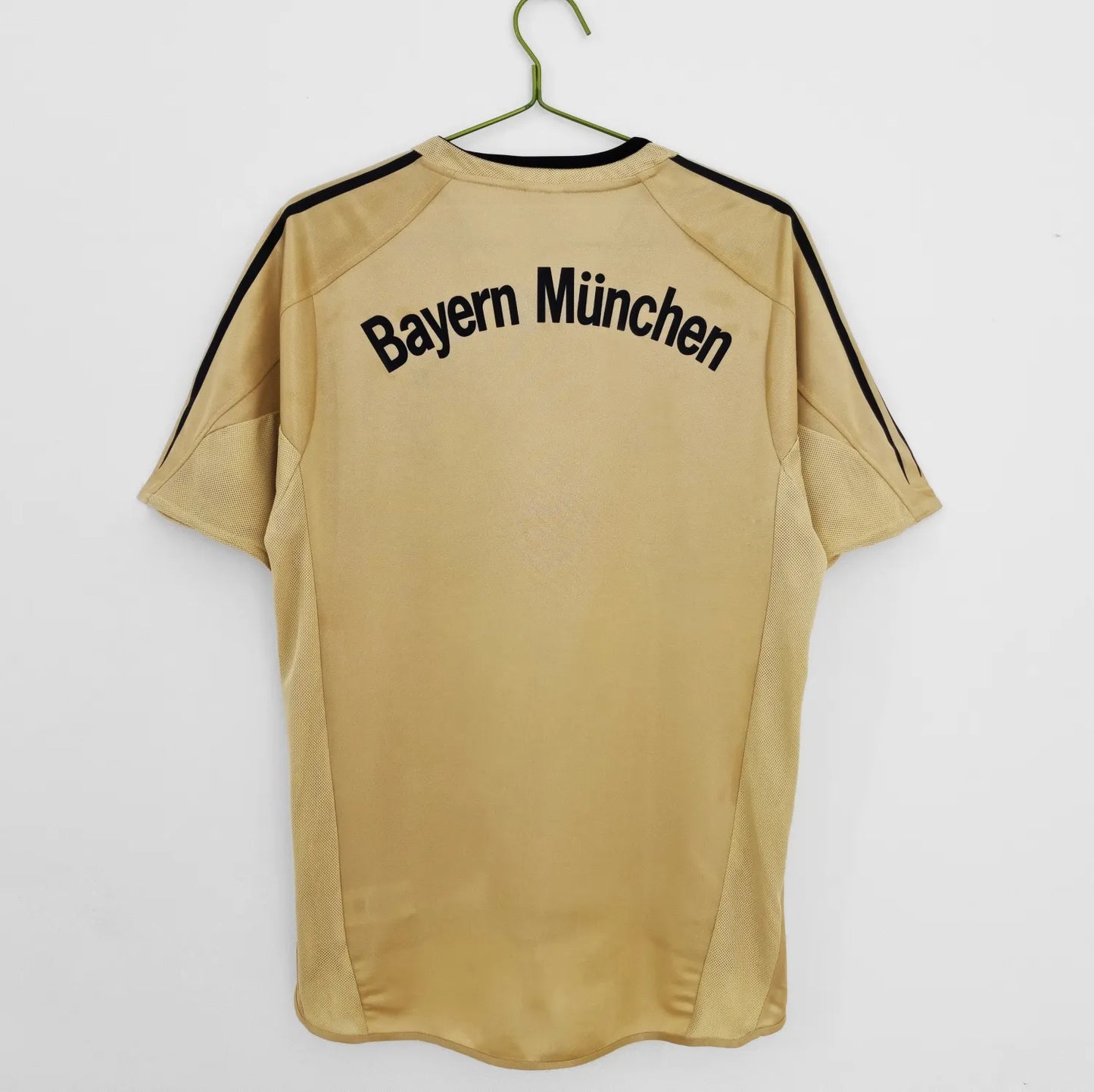 2004-05 Bayern Munich Away Retro Jersey