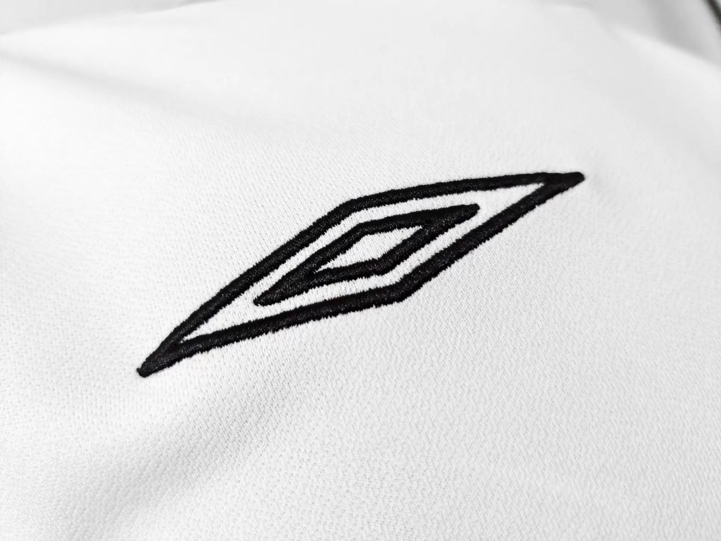 2006 Colo Colo Home Retro Jersey