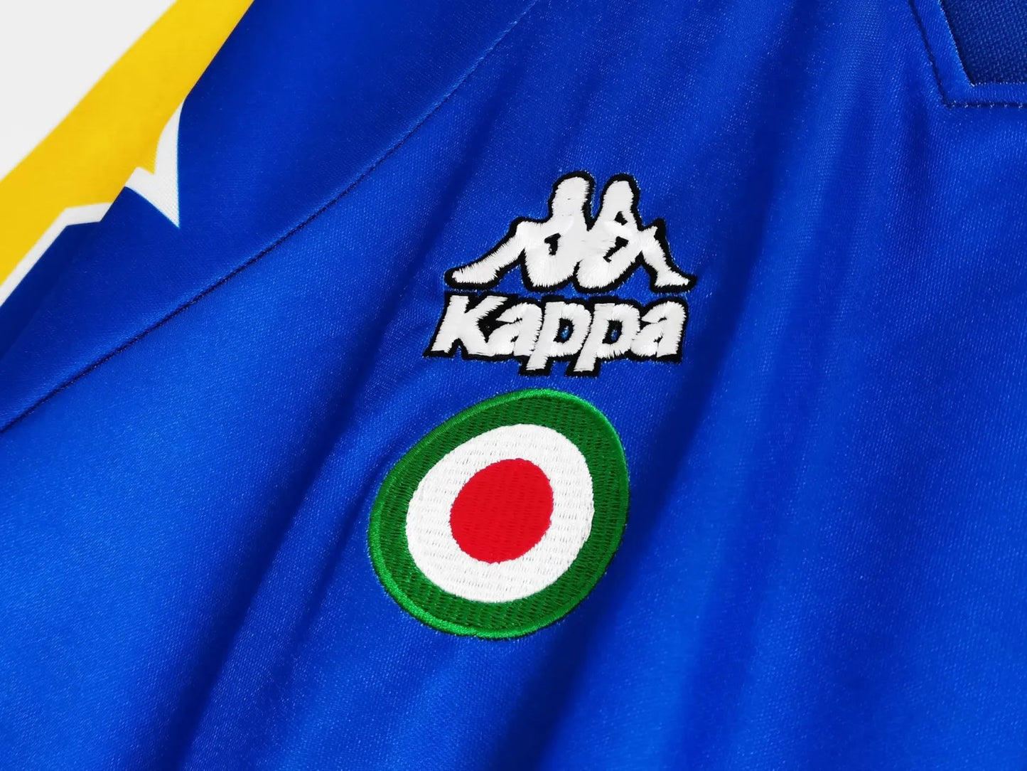 1995-96 Juventus Away Retro Jersey