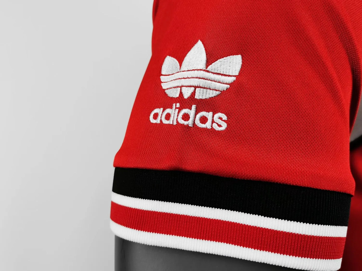 1985 Manchester United Home Retro Jersey
