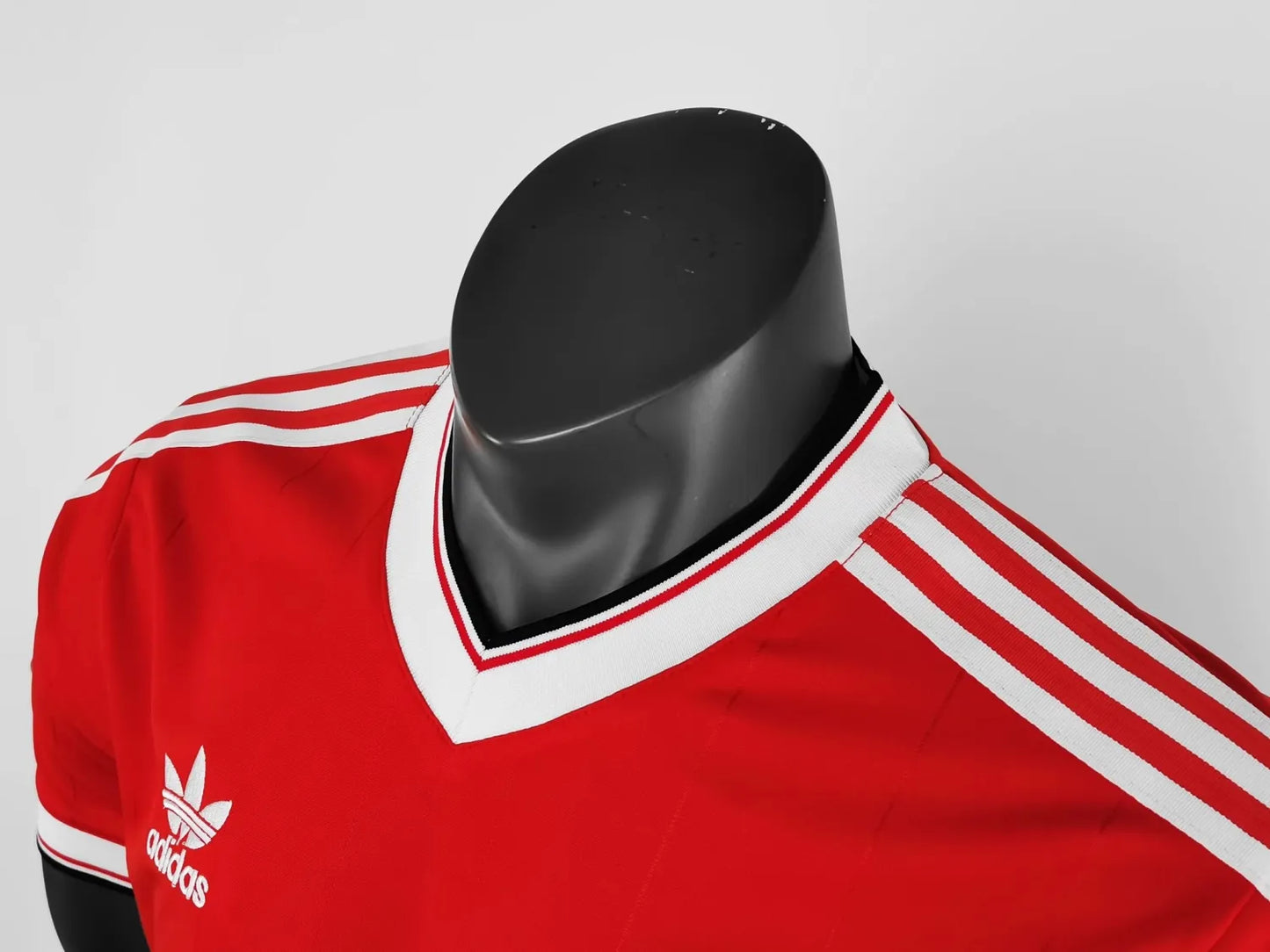 1984 Manchester United Home Retro Jersey