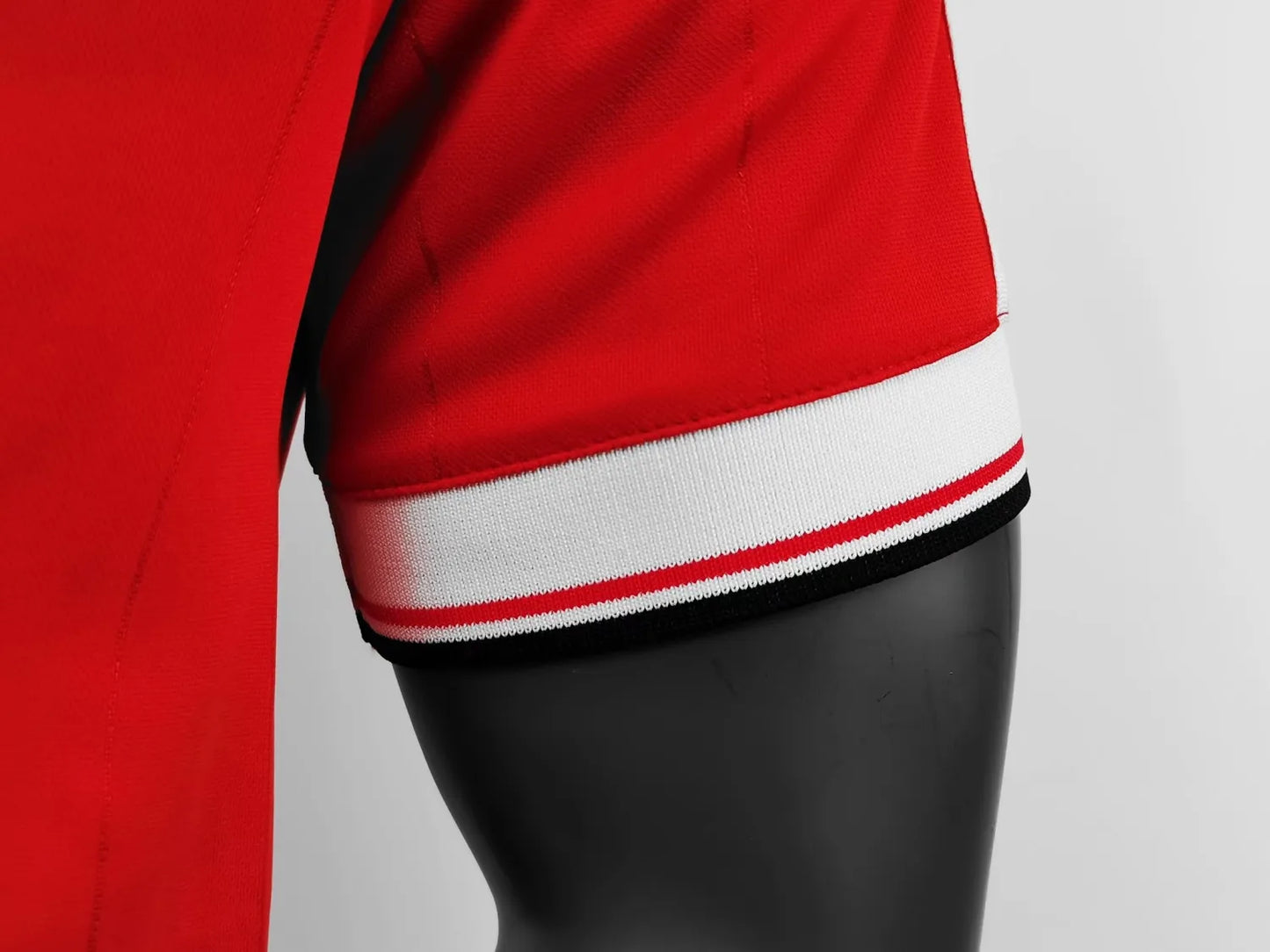 1984 Manchester United Home Retro Jersey