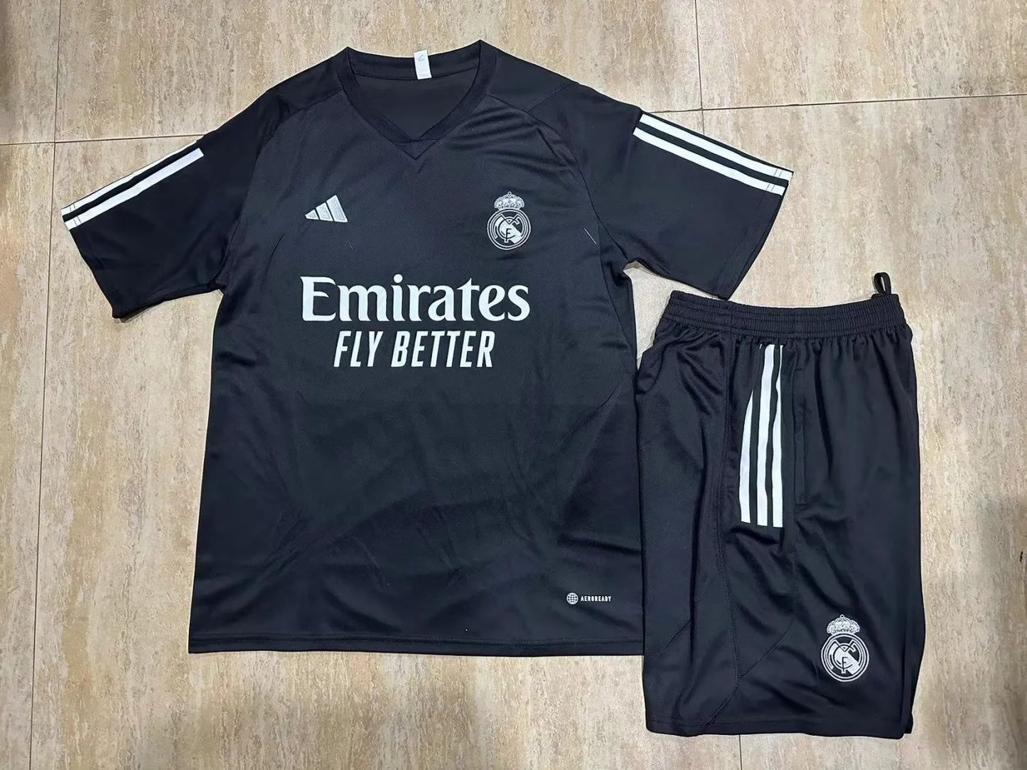 23-24 Real Madrid Short Sleeve Training Suit