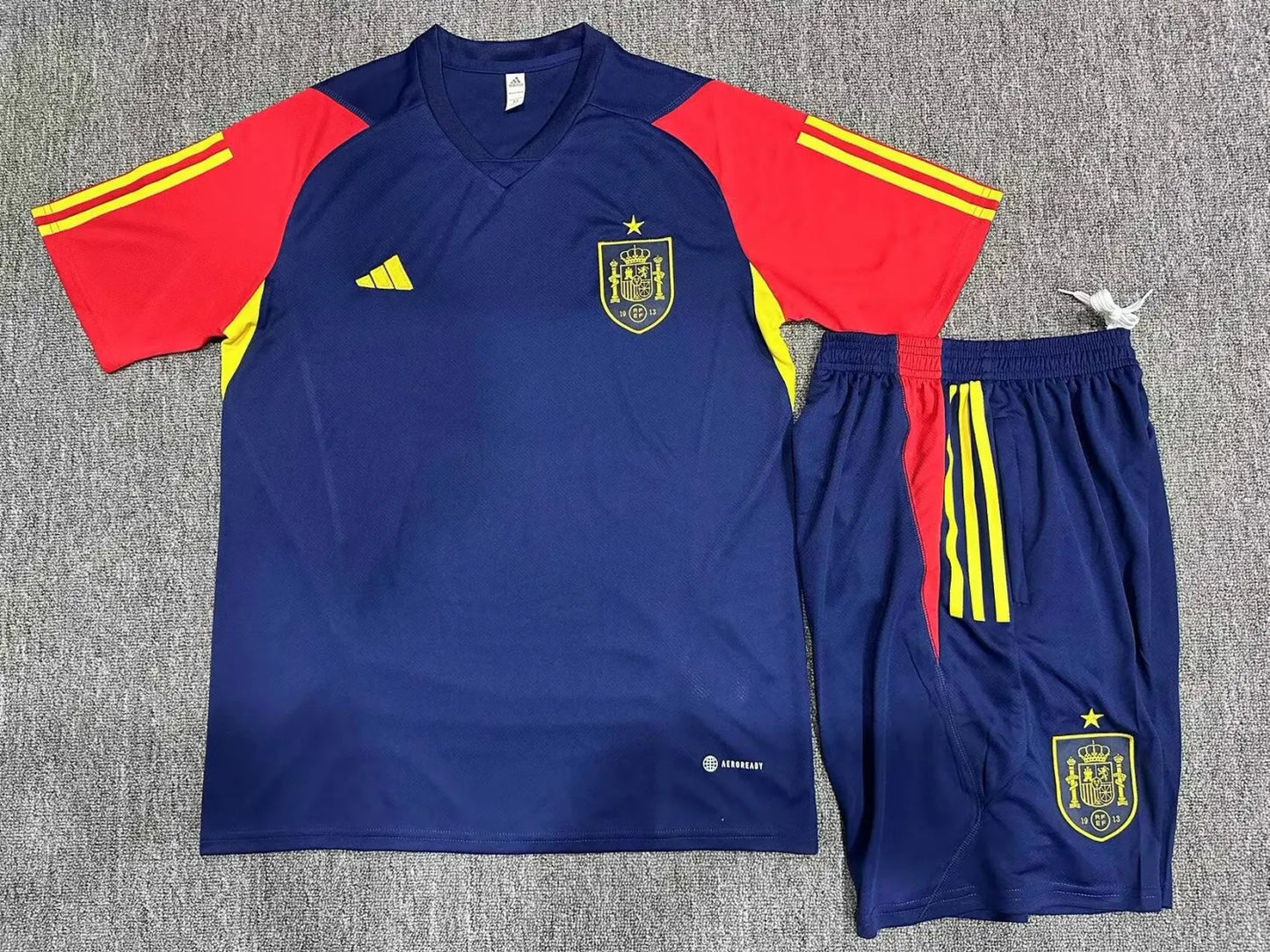 23-24 Spain Short Sleeve Training Suit