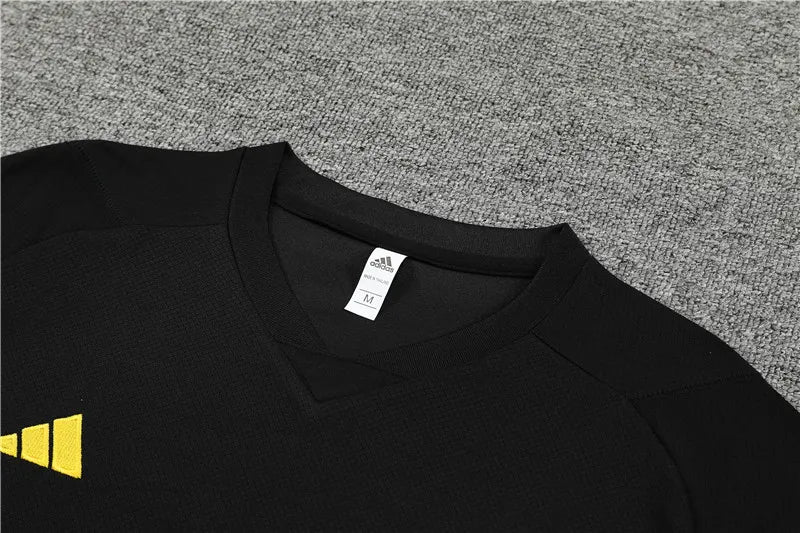 23-24 Juventus Short Sleeve Training Suit