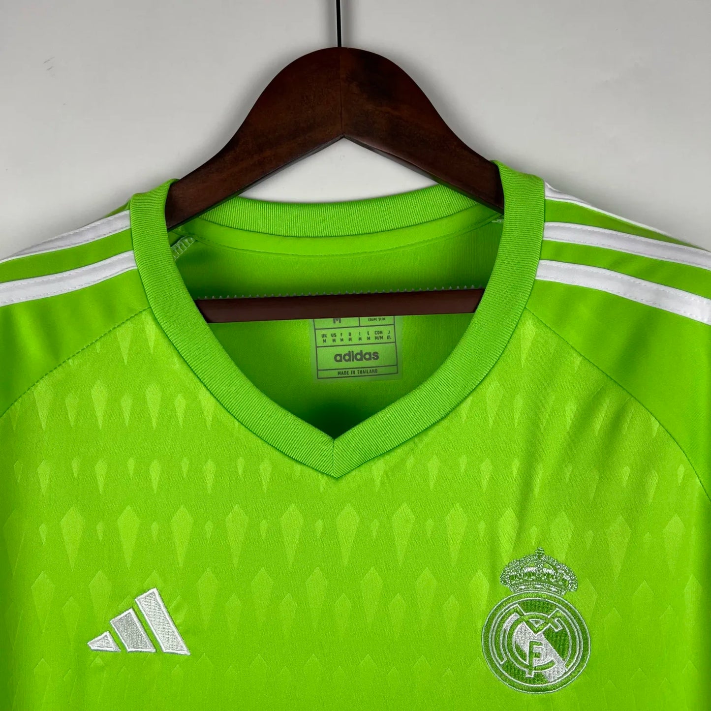 23-24 Real Madrid Goalkeeper Green Fans Jersey