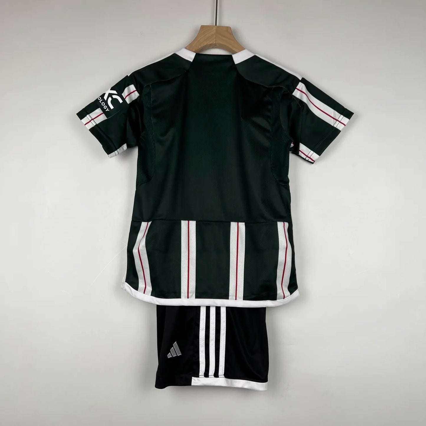 23-24 Manchester United Away Kid Kit