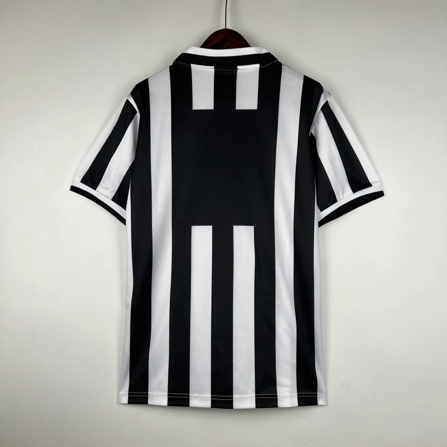 1996-97 Juventus Home Retro Jersey
