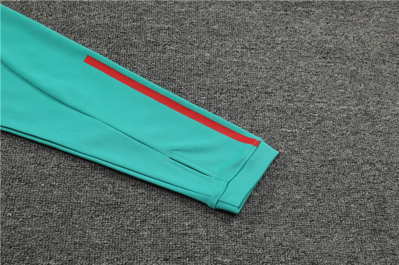 23-24 Manchester United Training Suit