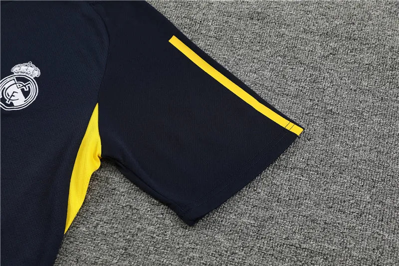 23-24 Real Madrid Training Short Sleeve Suit