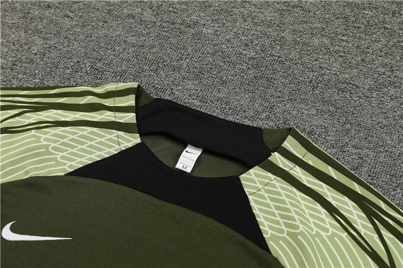 23-24 Barcelona Training Short Sleeve Suit