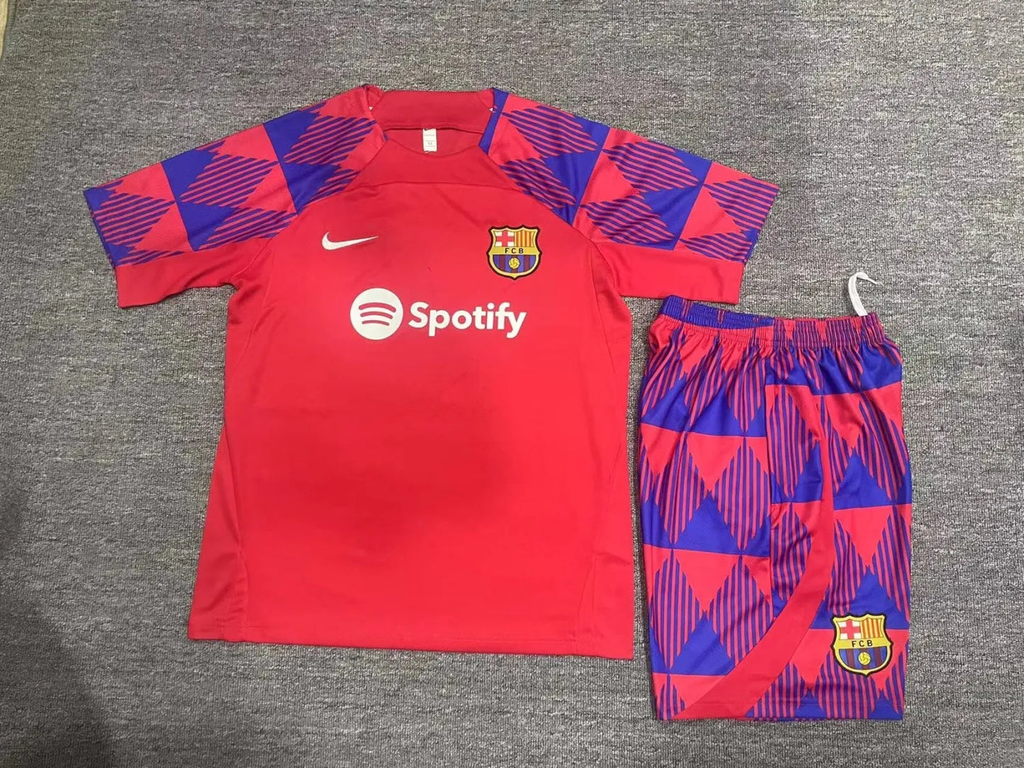 23-24 Barcelona Training Short Sleeve Suit
