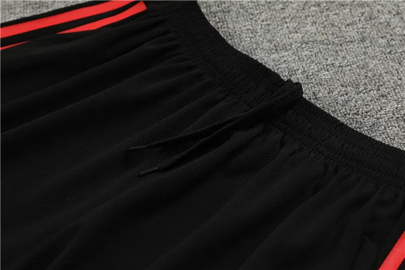 23-24 Manchester United Camouflage Training Short Sleeve Suit