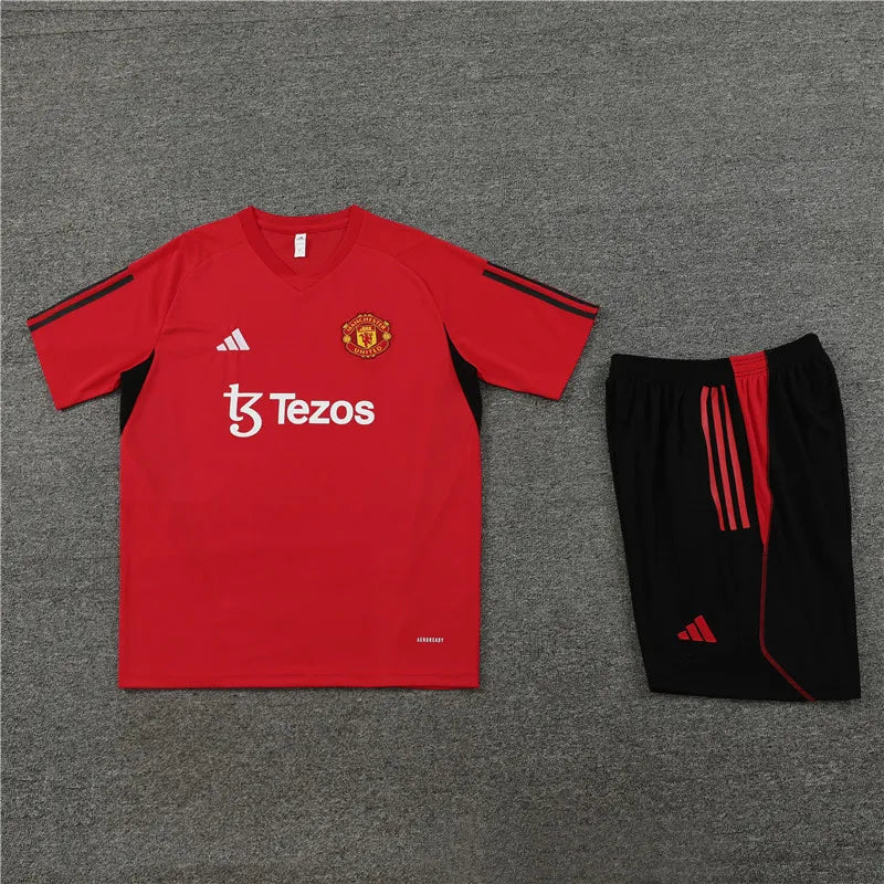 23-24 Manchester United Red Training Short Sleeve Suit