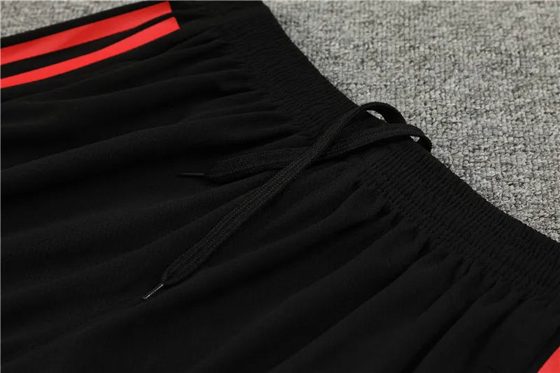 23-24 Manchester United Red Training Short Sleeve Suit