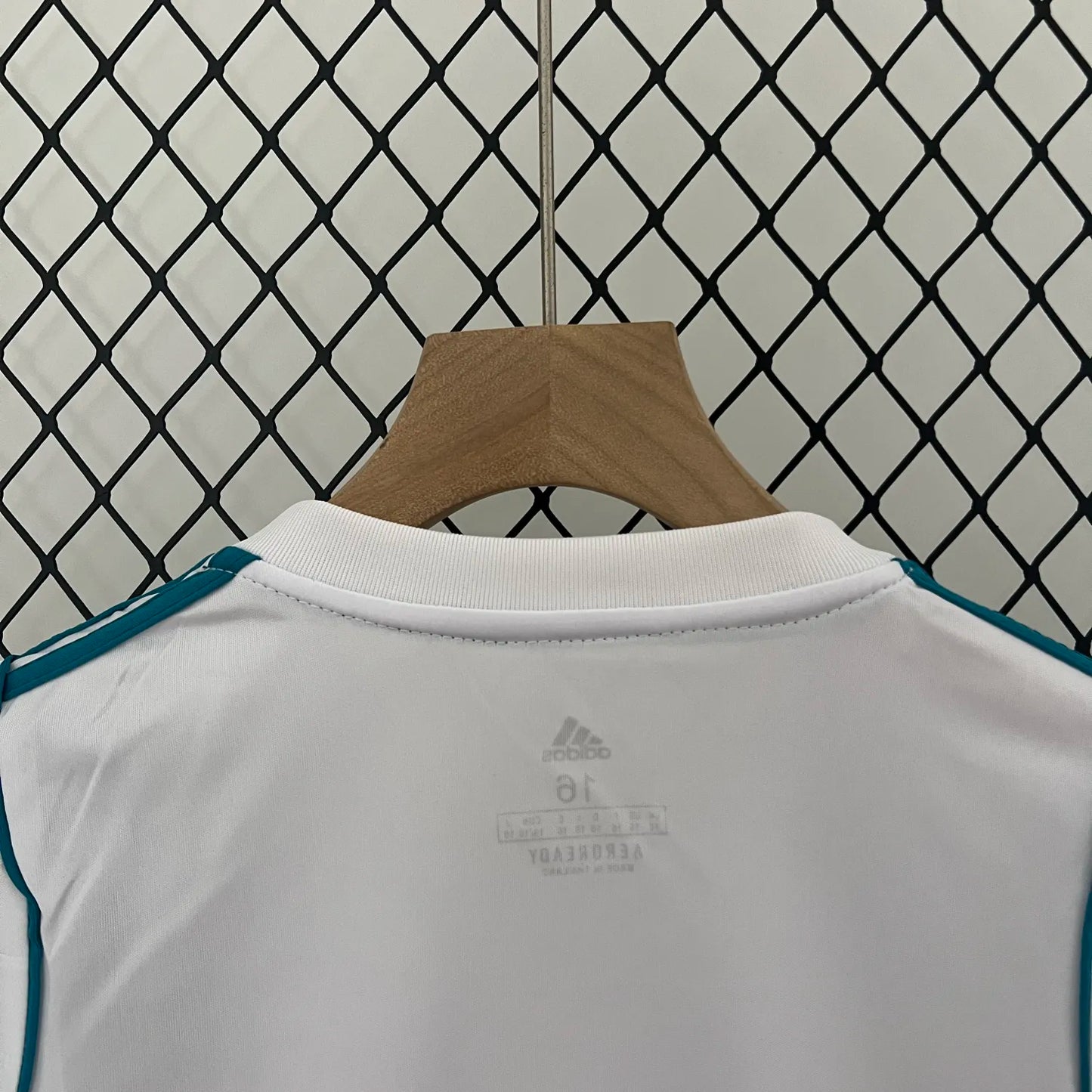 Retro17-18 Real Madrid Home Kids Kit