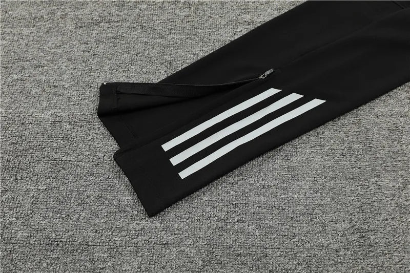 24-25 Manchester United Black Training Suit