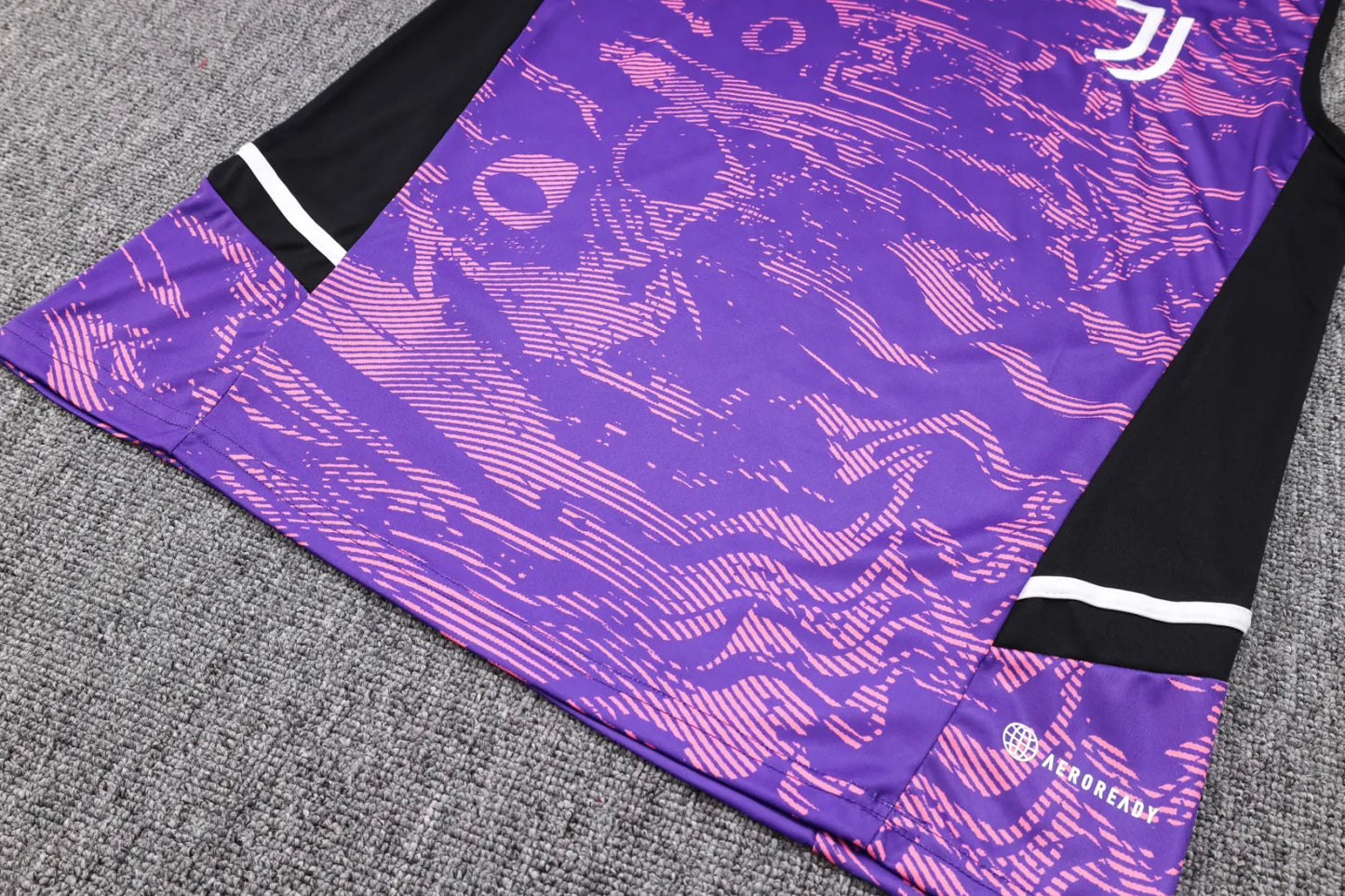 23-24 Juventus purple Training Vest Suit