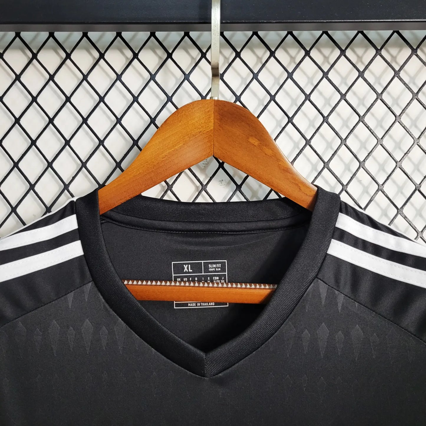 23-24 Arsenal Black Goal Keeper Fans Jersey