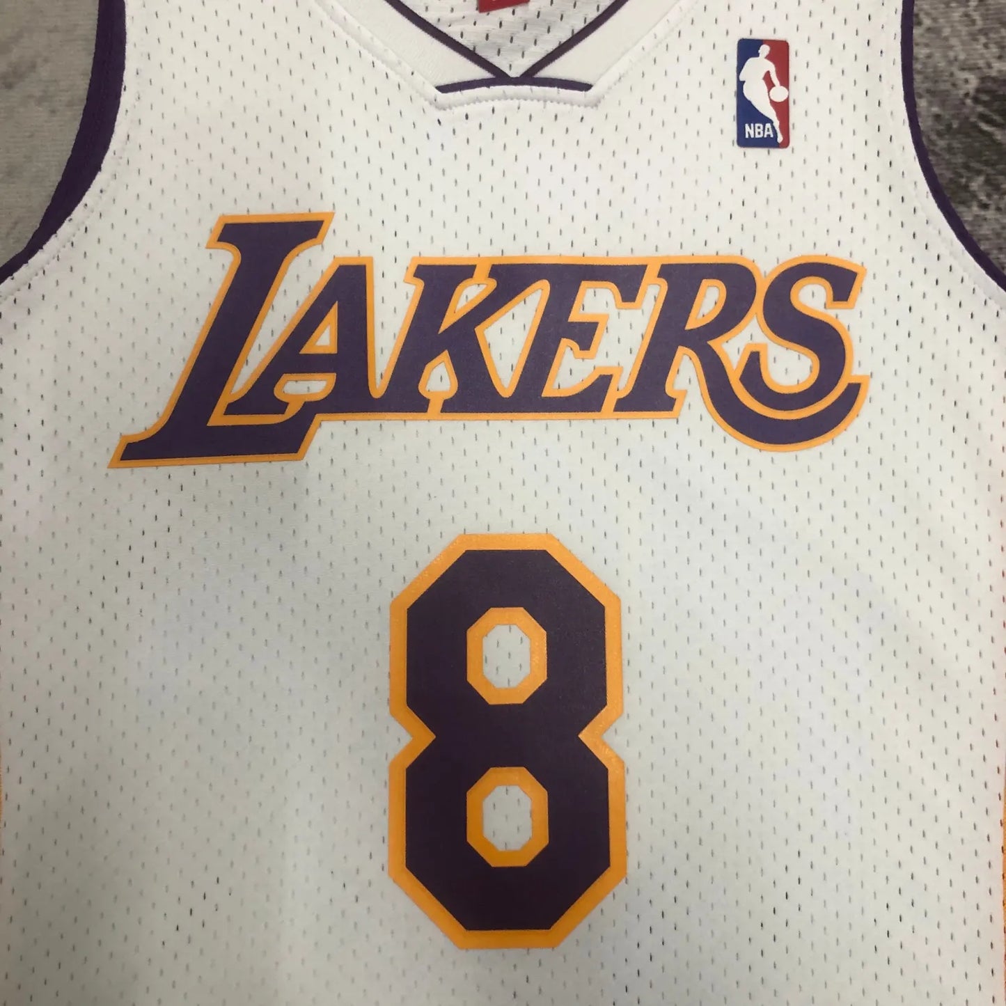 M&N 03-04 Lakers SW White 8# Bryant