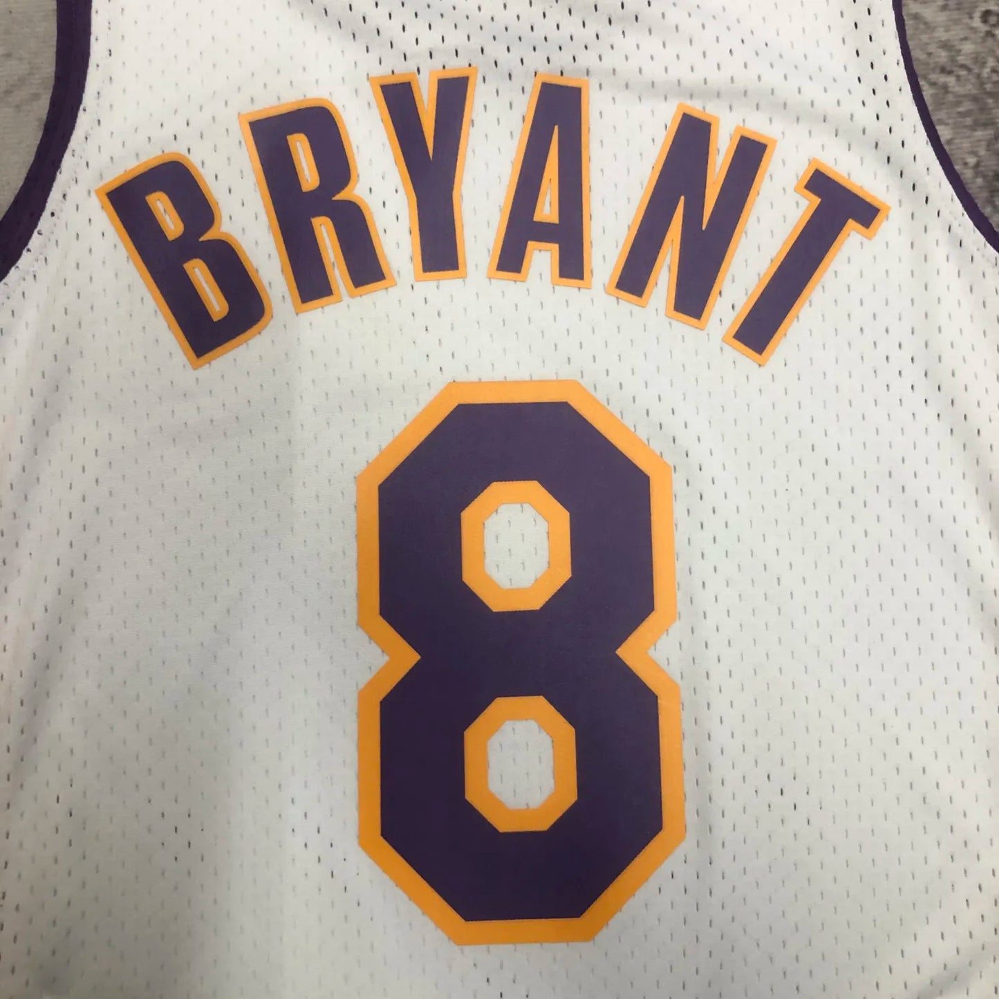 M&N 03-04 Lakers SW White 8# Bryant