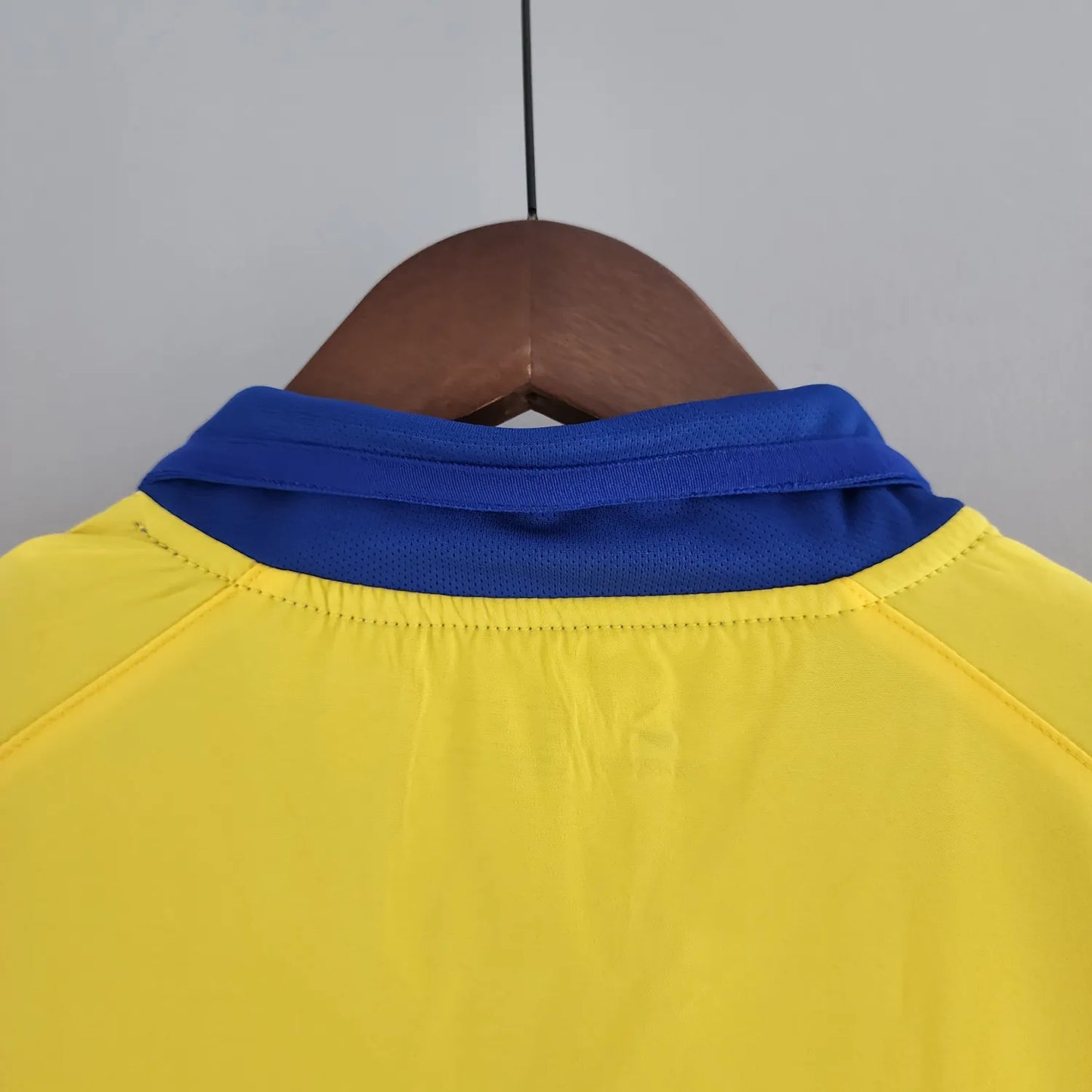 03-05 Arsenal Away Retro Jersey