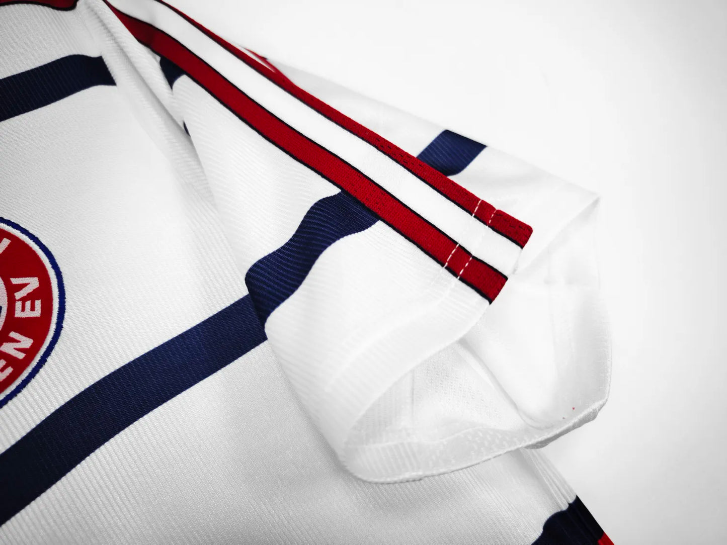 98-00 Bayern Munich Away Retro Jersey