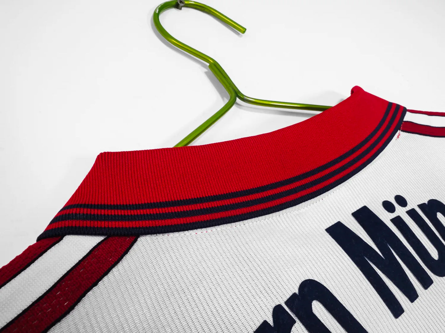 98-00 Bayern Munich Away Retro Jersey