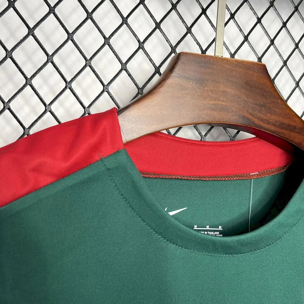 24-25 Liverpool Dark Green Training Fans Jersey
