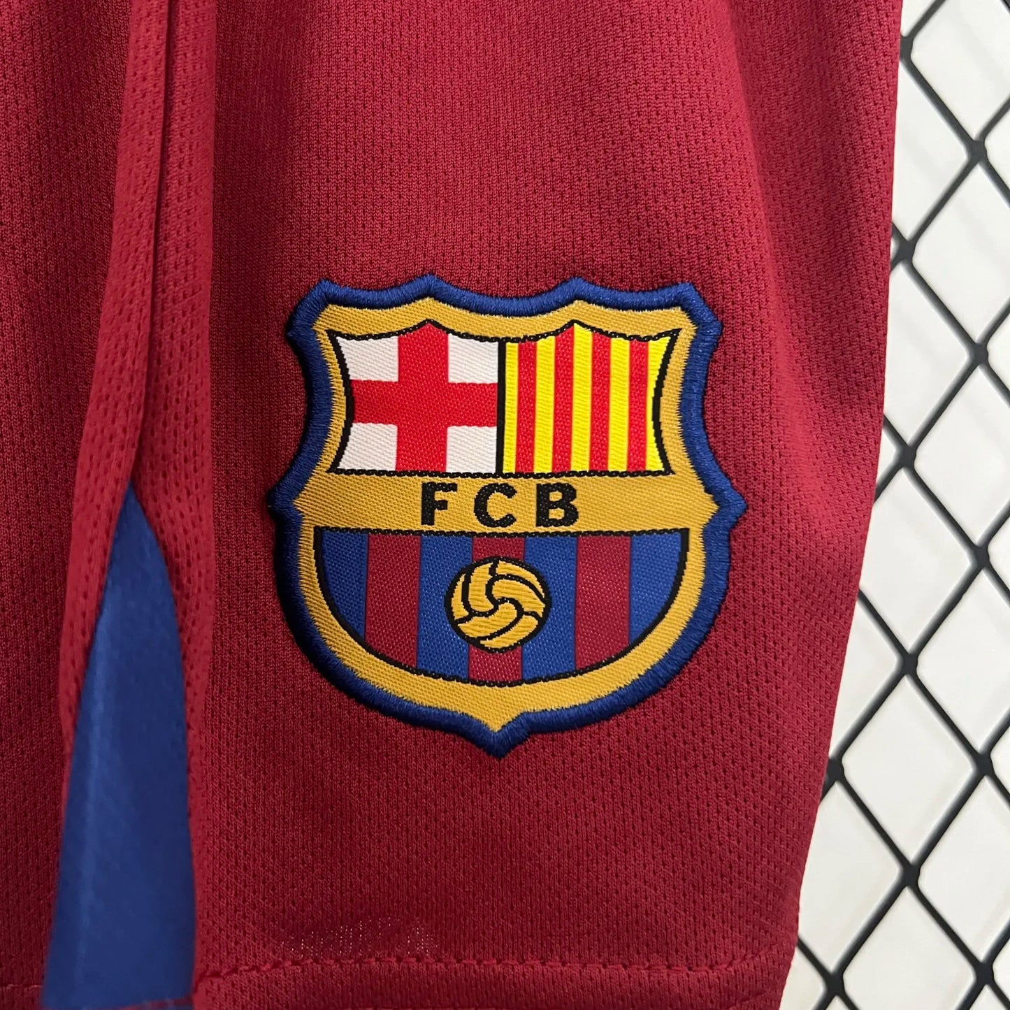 Retro 05-06 Barcelona Home Kids Kit
