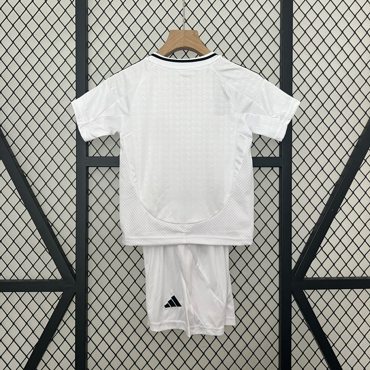 24-25 Real Madrid Home Kid Kit