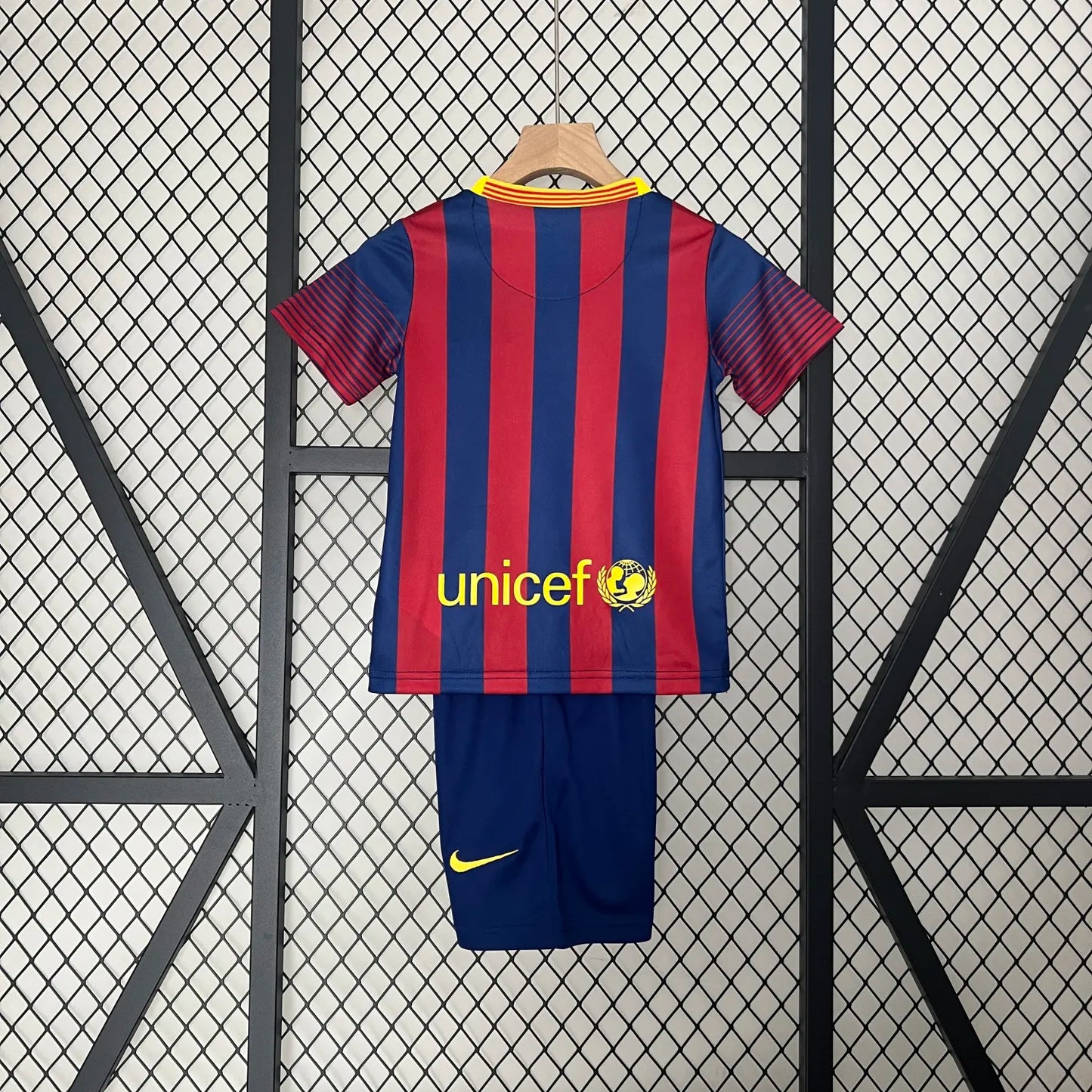 Retro 13-14 Barcelona Home Kids Kit
