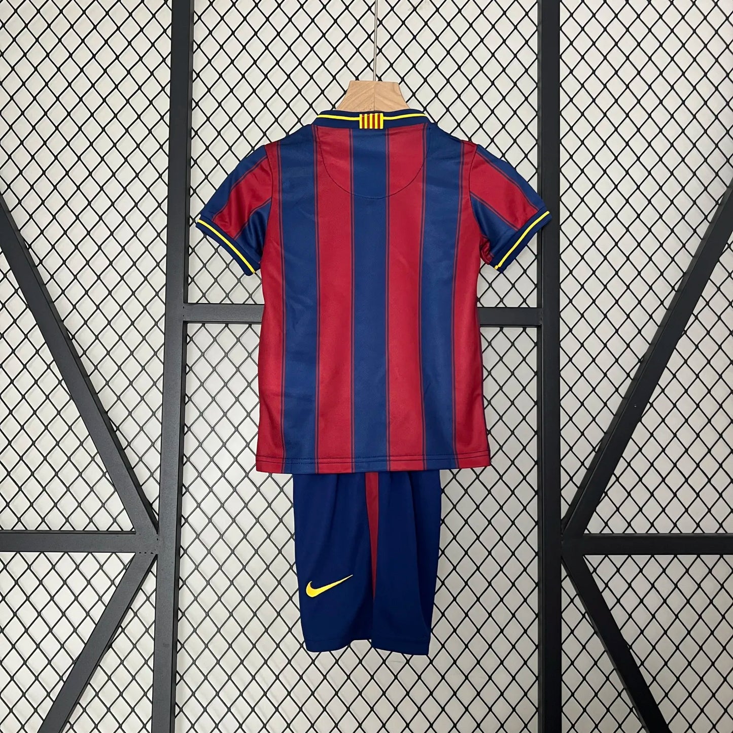 Retro 09-10 Barcelona Home Kids Kit