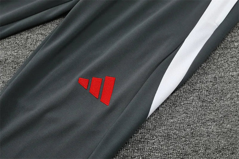 24-25 Manchester United Grey Player Version Training Suit