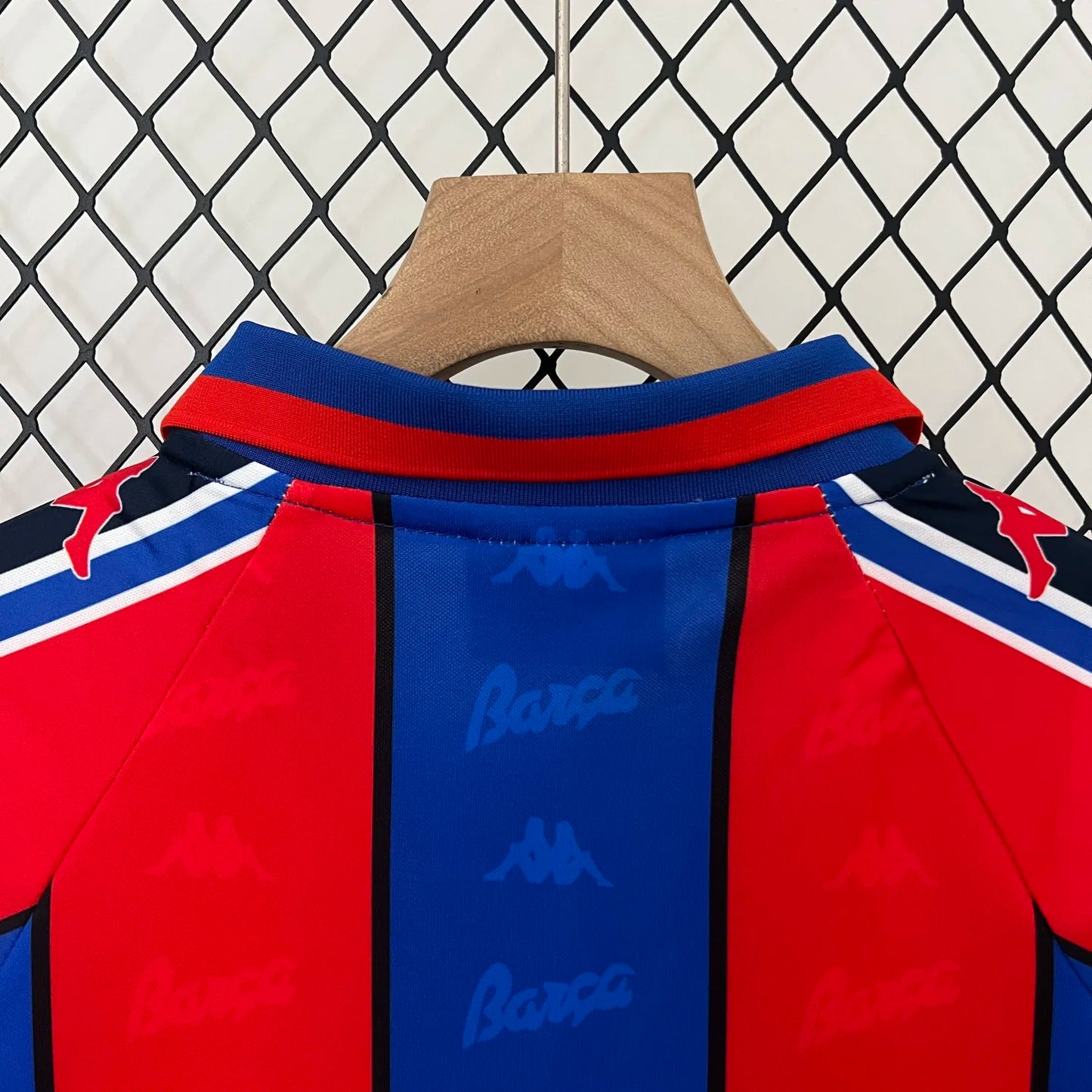 Retro 95-97 Barcelona Home Kids Kit