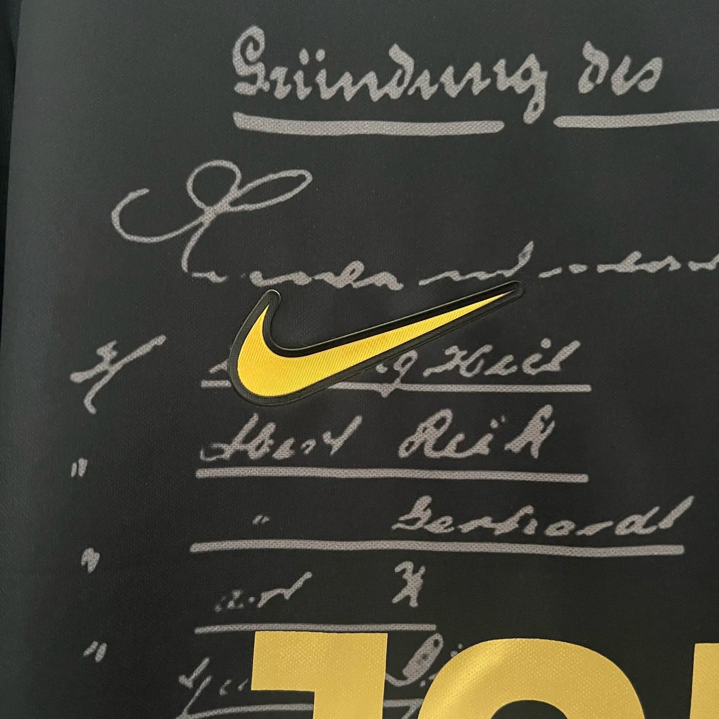 24-25 Frankfurt Special Jersey