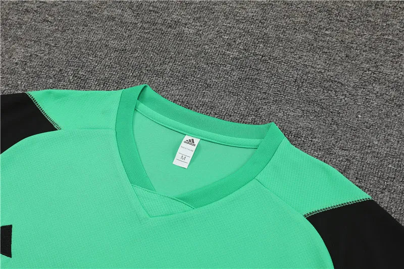 23-24 Real Madrid Green Short Sleeve Training Suit