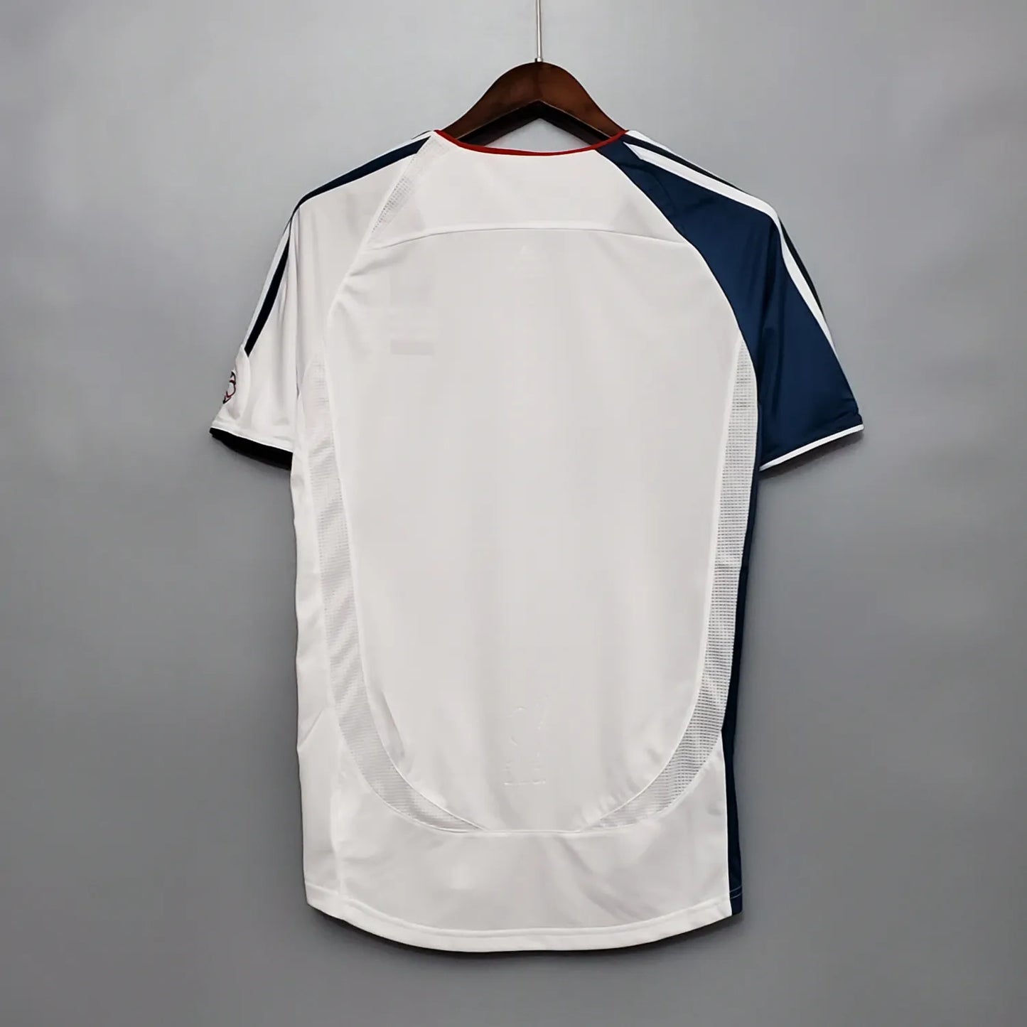 06-07 Liverpool Away Retro Jersey
