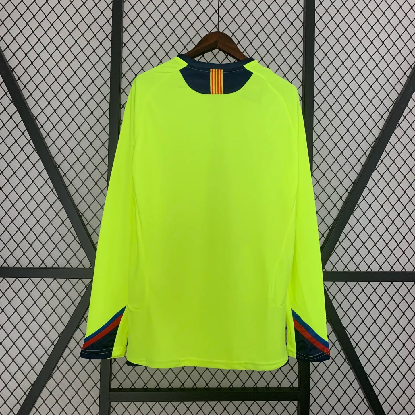 2005-06 Barcelona Away Long Sleeve Retro Jersey