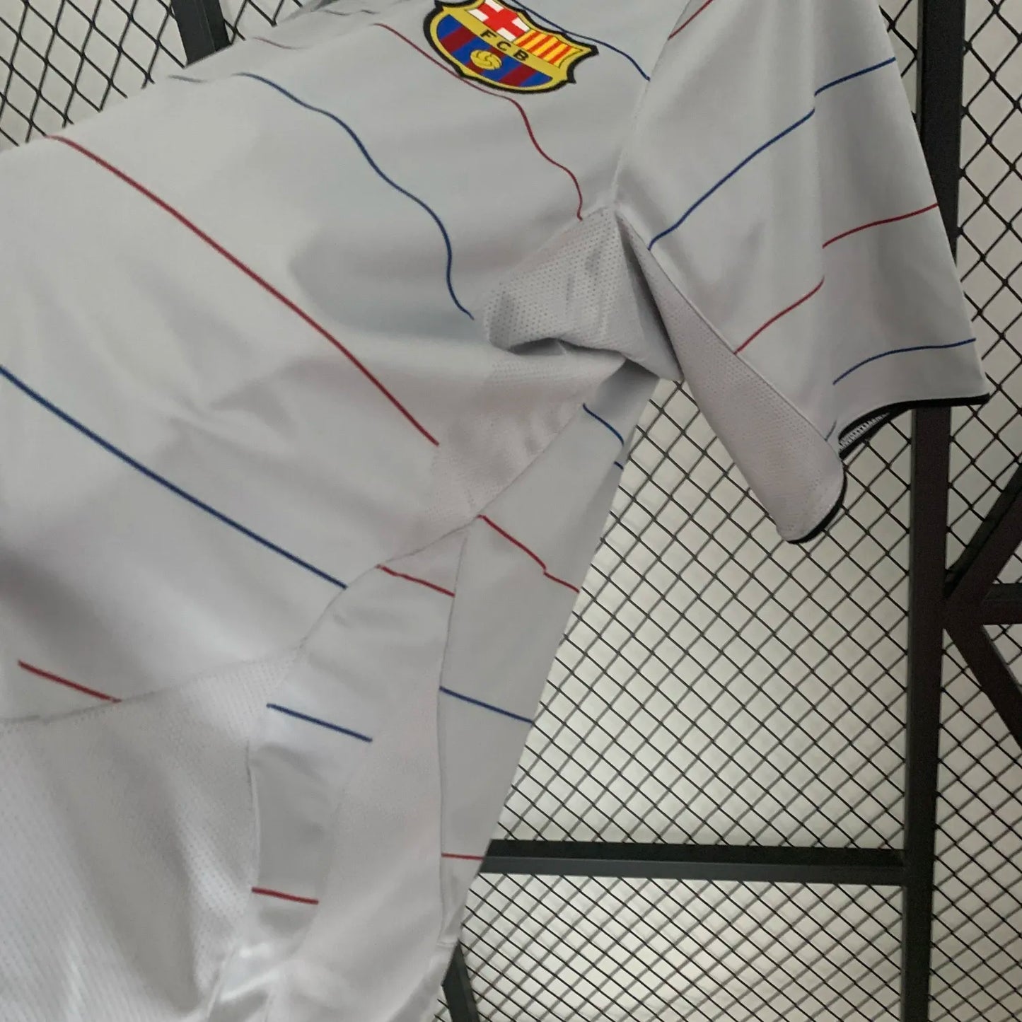 2003-04 Barcelona Away Retro Jersey