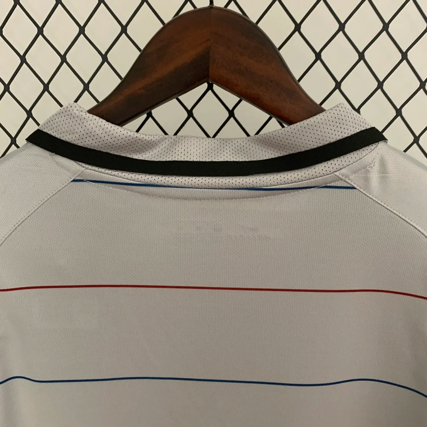 2003-04 Barcelona Away Retro Jersey