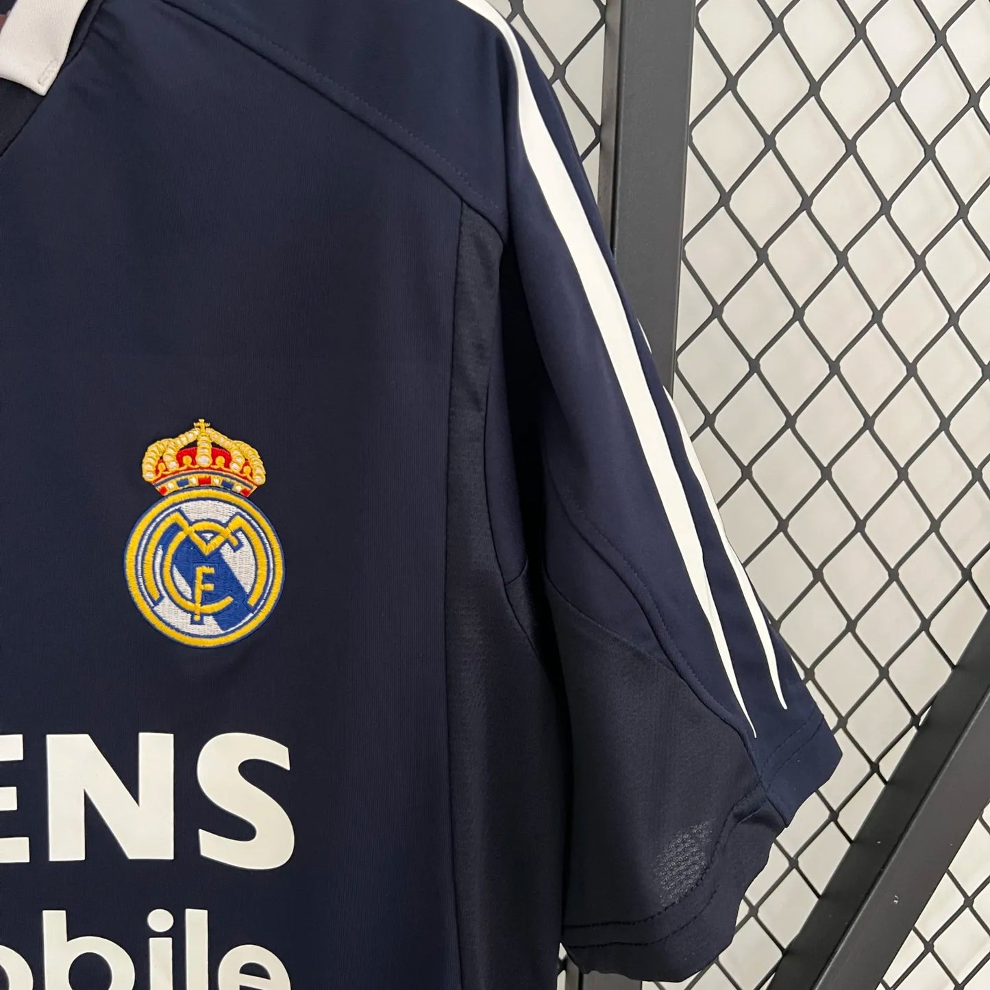 2004-05 Real Madrid Away Retro Jersey