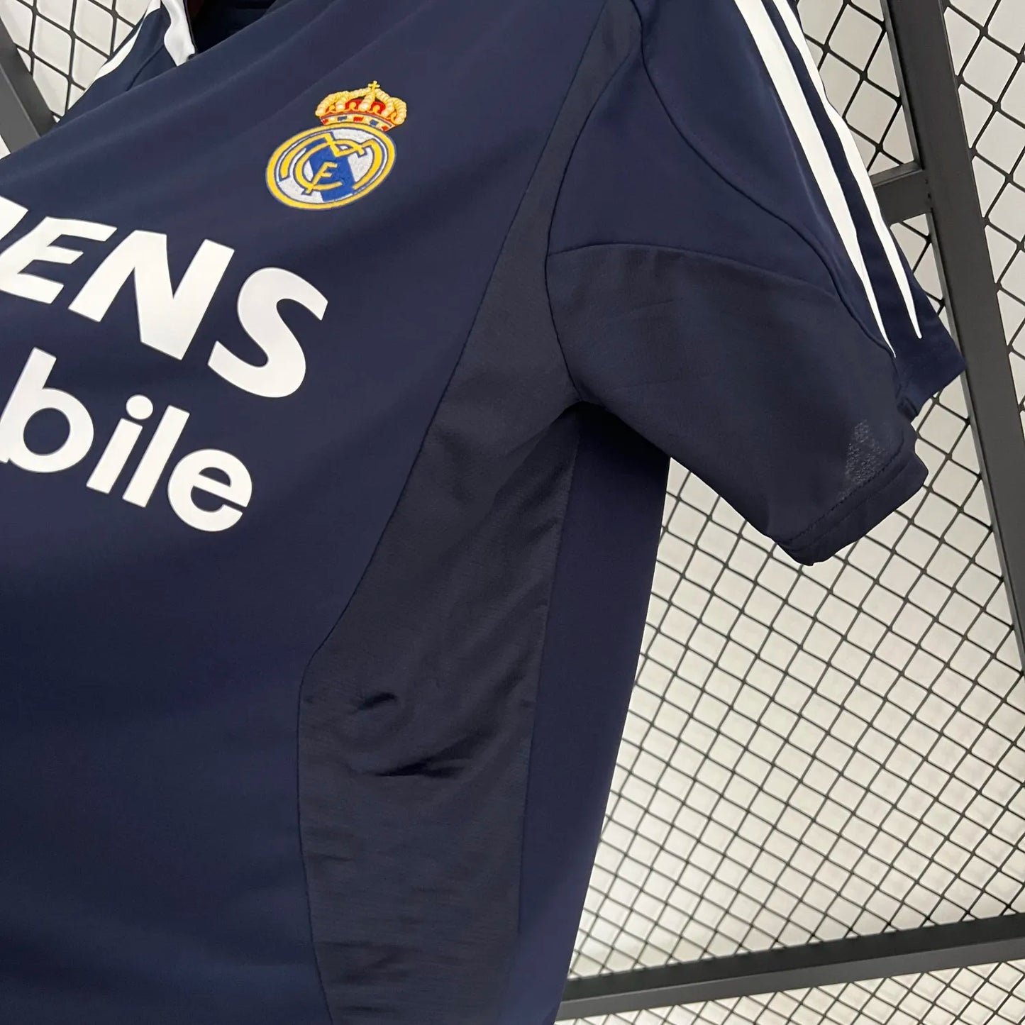 2004-05 Real Madrid Away Retro Jersey