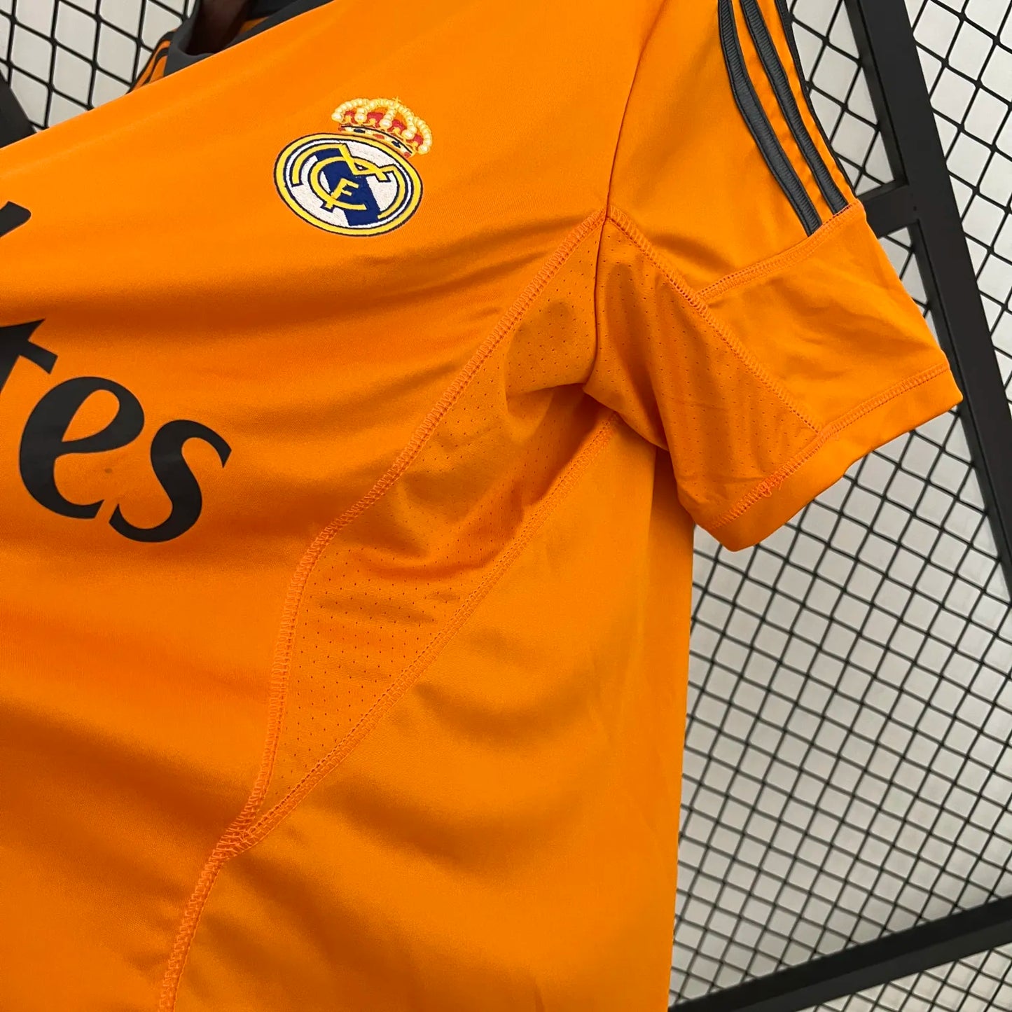 2013-14 Real Madrid Third Retro Jersey